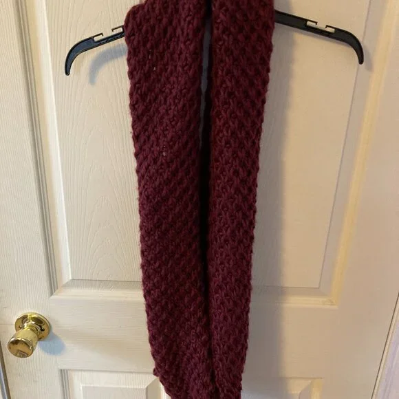 Maroon Winter Knit Infinity Scarf - Picture 2 of 4